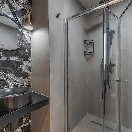 Traditional 2br Stylish Townhouse With Maltese Balcony - Close To Triton Fountain Valletta, Sliema & Saint Julians Апартаменты Валетта